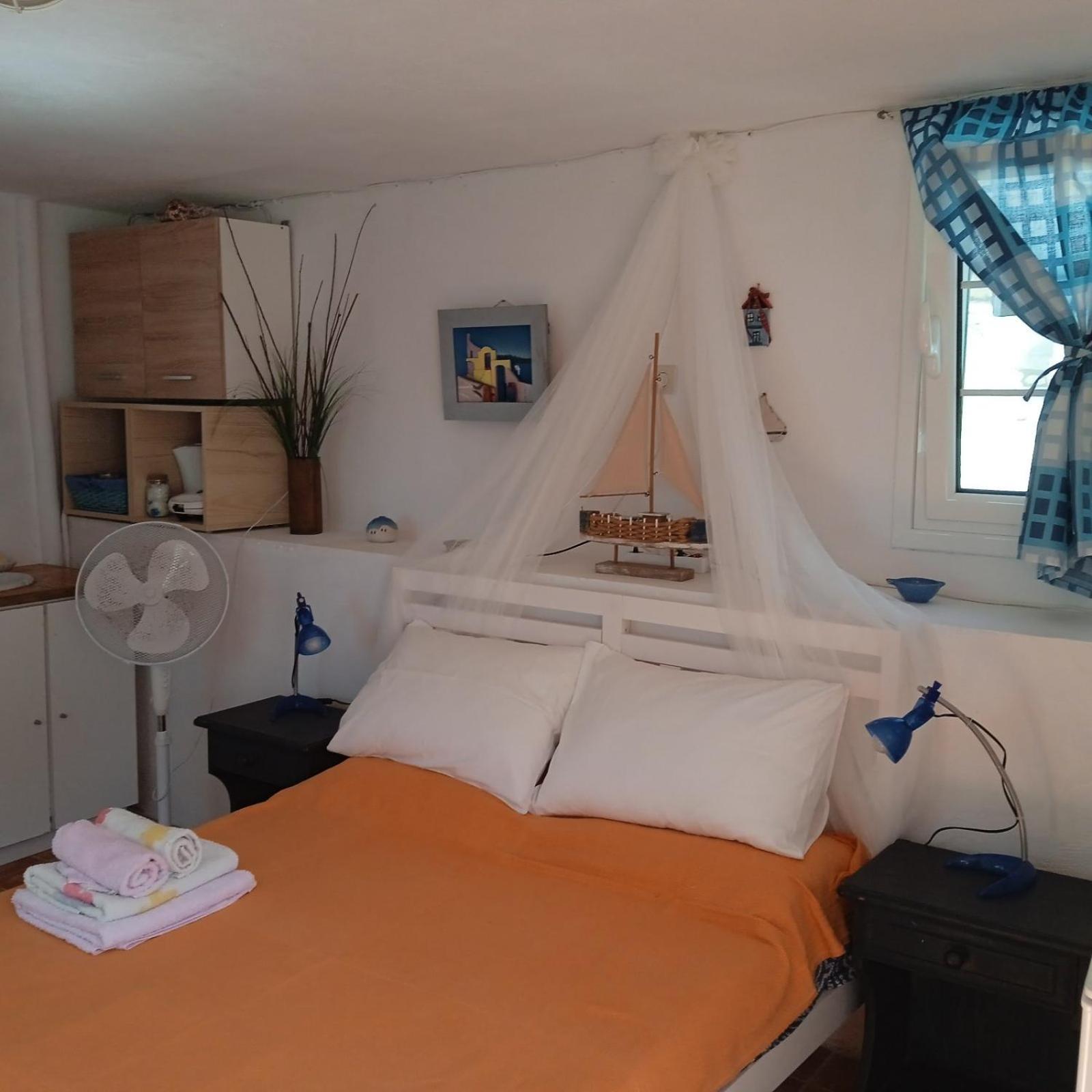 Cosy Studio In Allopronoia Sikinos Alopronia エクステリア 写真